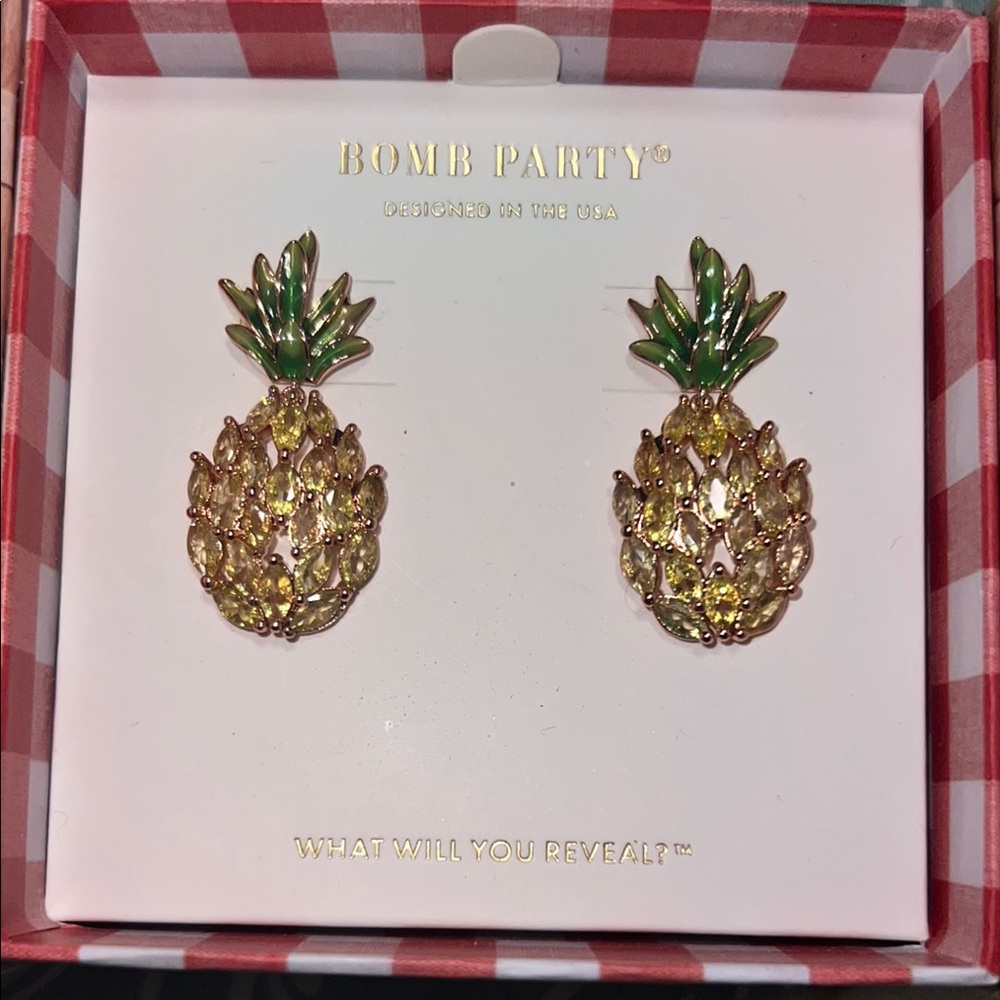 Bomb Party Pineapple Earrings - Green and Gold